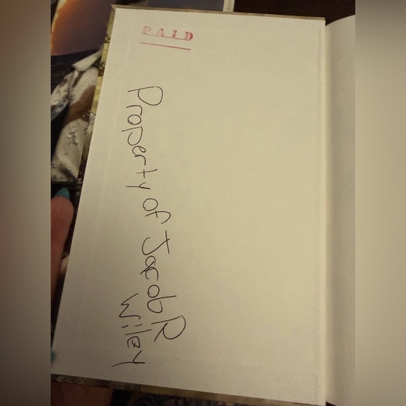 Scholastic Vietnam Book One: I Pledge Allegiance Fiction - Picture 3 of 3